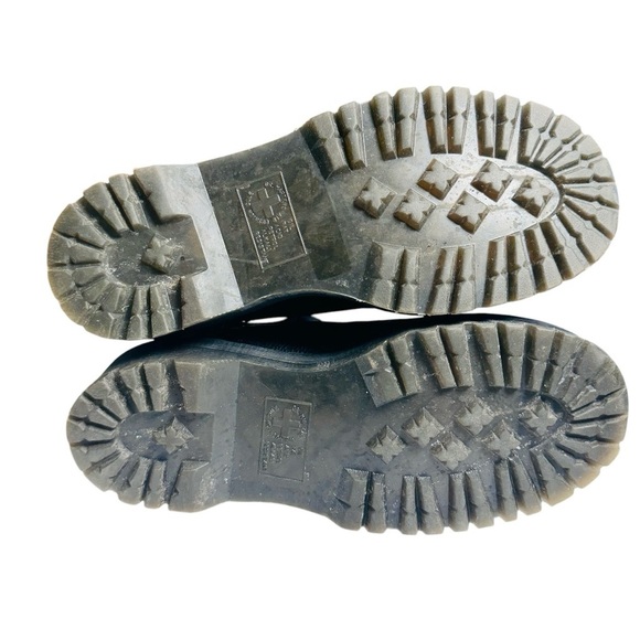 Dr. Martens  2976 Platform Faux- Fur Lined ankle boots - Picture 10 of 16